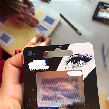 Mukautettu värillinen 12d Fishtail Cluster Lash